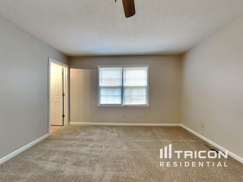 Building Photo - 175 Freestone Dr