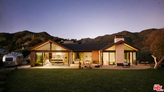 Building Photo - 5792 Calpine Dr