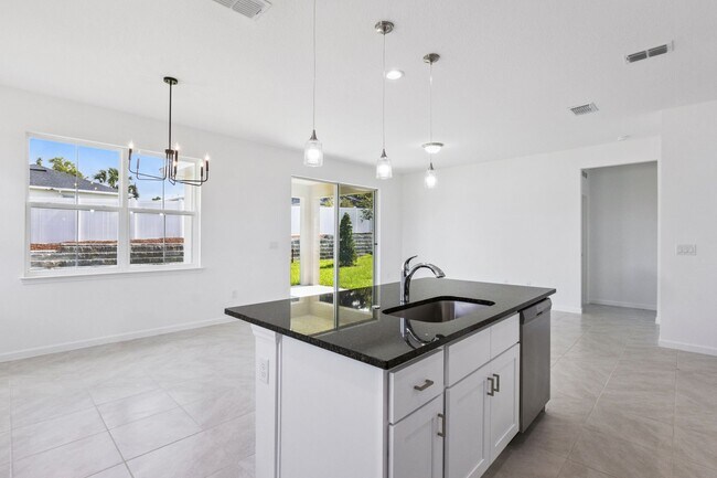 Building Photo - 3712 Watercliff Cir