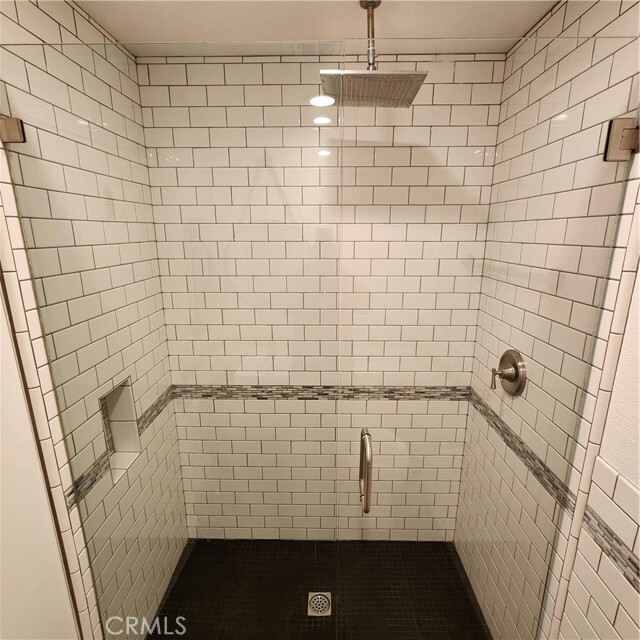 Building Photo - 3754 Avondale St