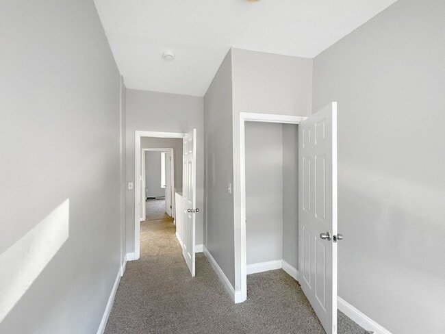 Building Photo - Three-Bedroom Home In Baltimore