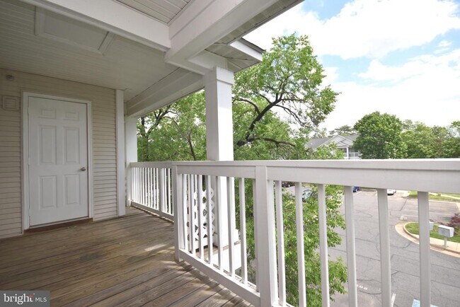 Building Photo - 11000 Kinship Ct