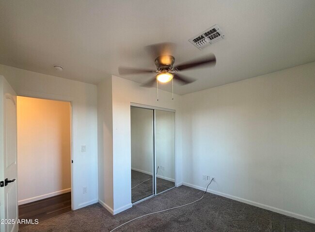 Building Photo - 1750 W Pearce Rd