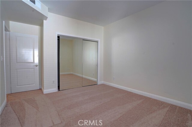 Building Photo - 7124 Farralone Ave