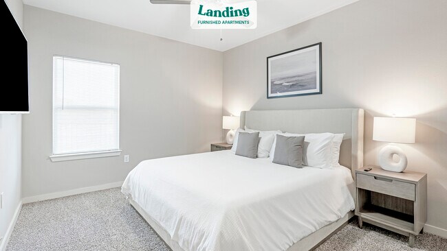 Building Photo - 7938 City Base Landing