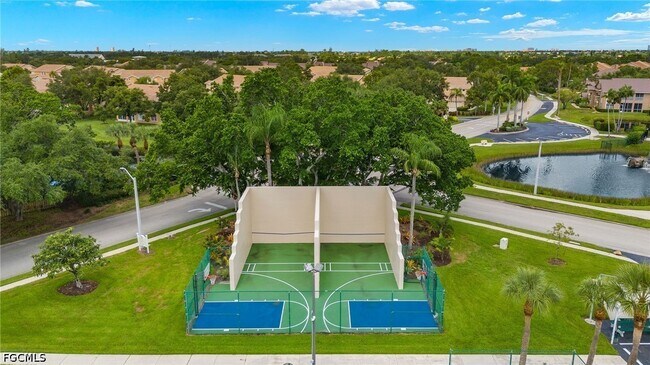 Building Photo - 14990 Vista View Way