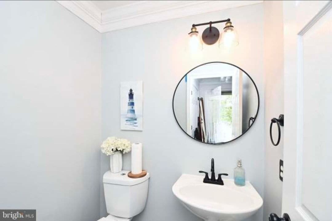Powder Room - 16889 Toms River Loop