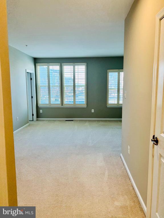 Building Photo - 6508 Walcott Ln