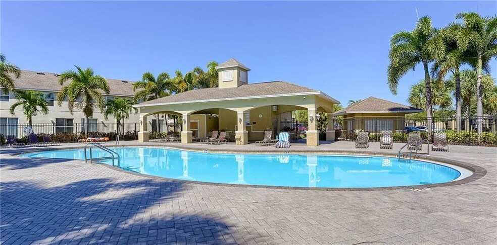Refreshing! - 6839 46th Ln N