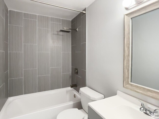 Building Photo - Affordable 2 Bedroom Condo - Water Utility...