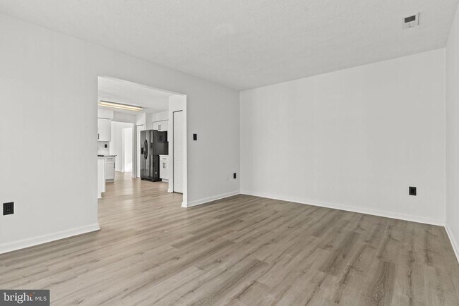 Building Photo - 6953 Cony Ct