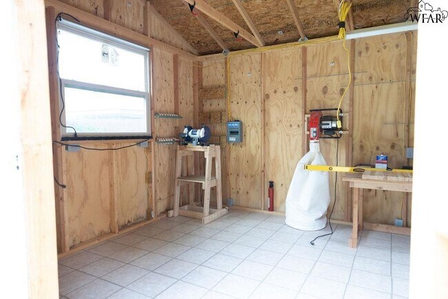 Building Photo - 2824 Barrywood Dr