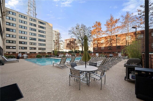 Building Photo - 878 Peachtree St NE