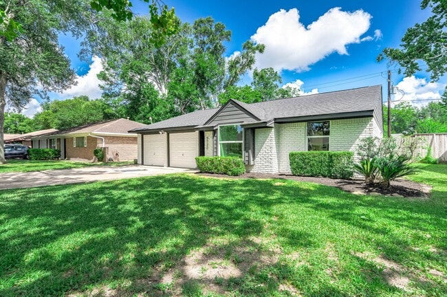 Building Photo - 5730 Alvarado Dr
