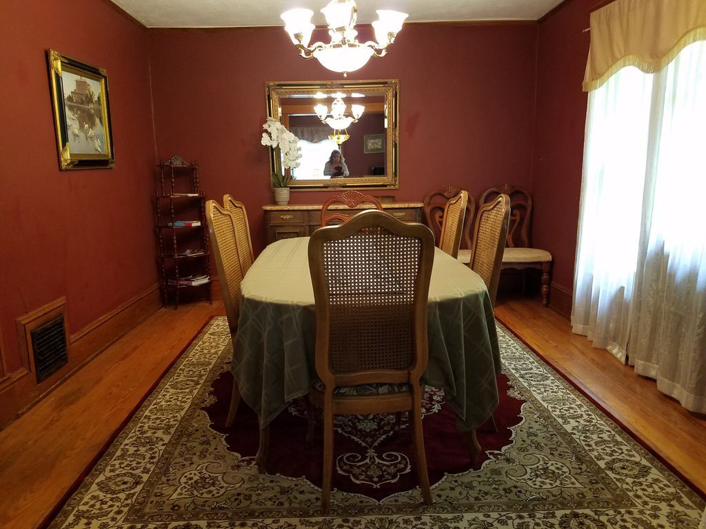 Upstairs Dining Room - 1034 E Platte Ave