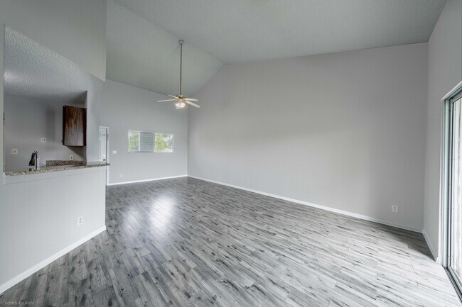 Building Photo - 3401 NW 44th St