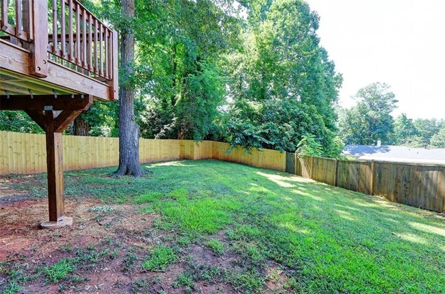 Building Photo - 4985 Crowe Dr SE