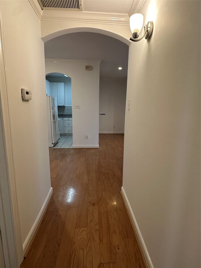 Building Photo - 2001 Bering Dr