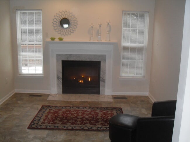 1st Floor Family Room - 1009 Jeanett Way