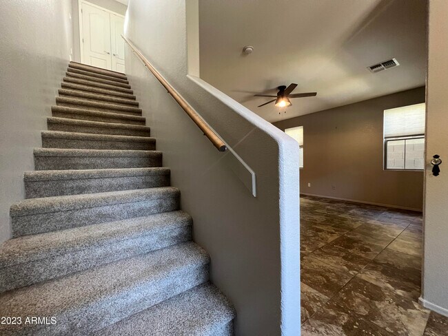 Building Photo - 4364 E Rosemonte Dr