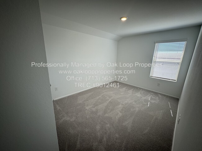 Building Photo - 18635 Gravago Ln