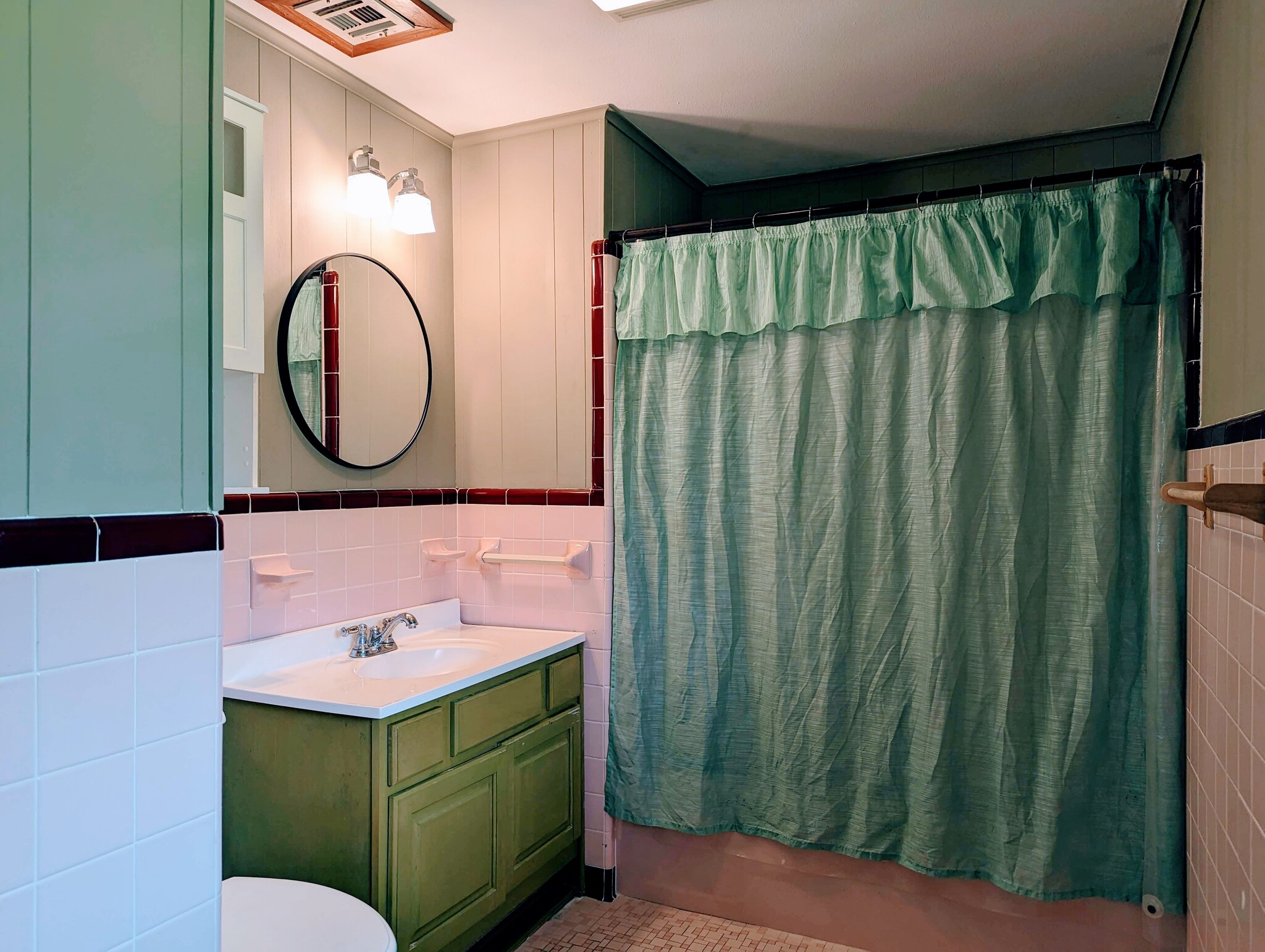 Building Photo - 917 Fremaux Ave