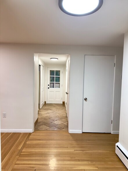 Building Photo - 1 High Acres Dr