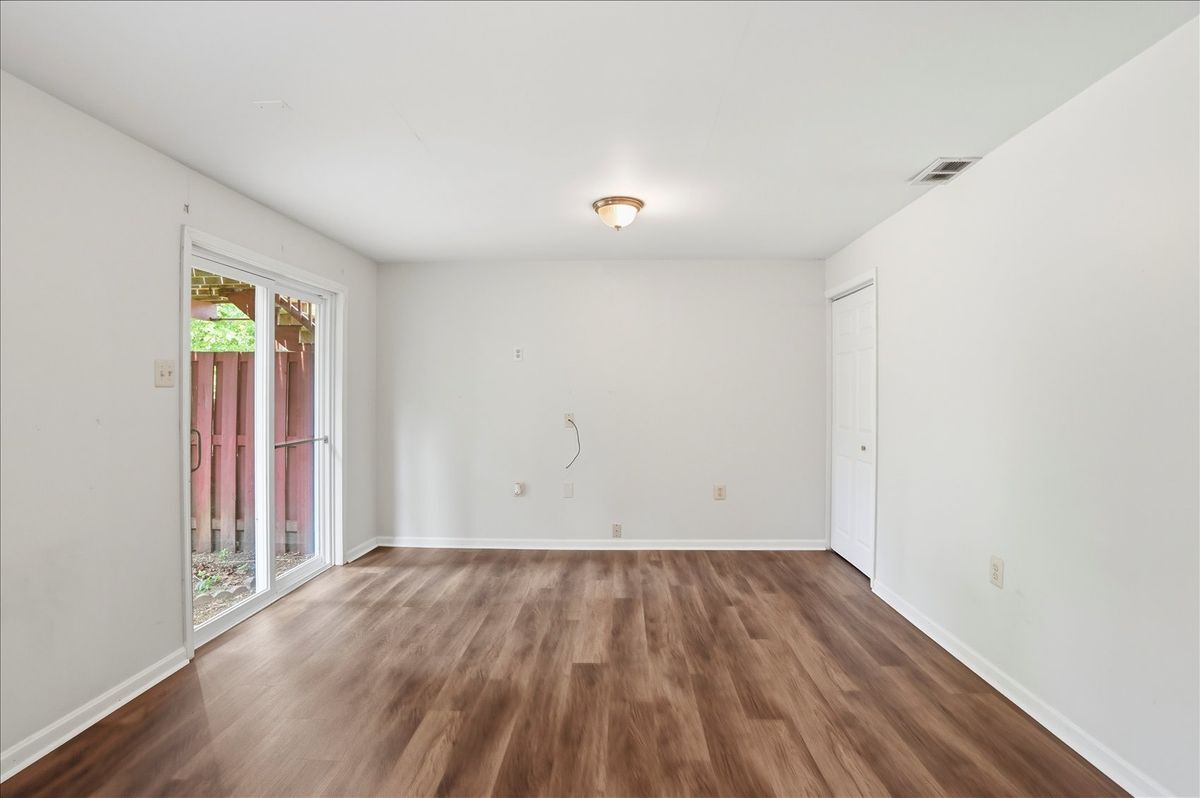 Building Photo - 1810 Bramble Brook Ln