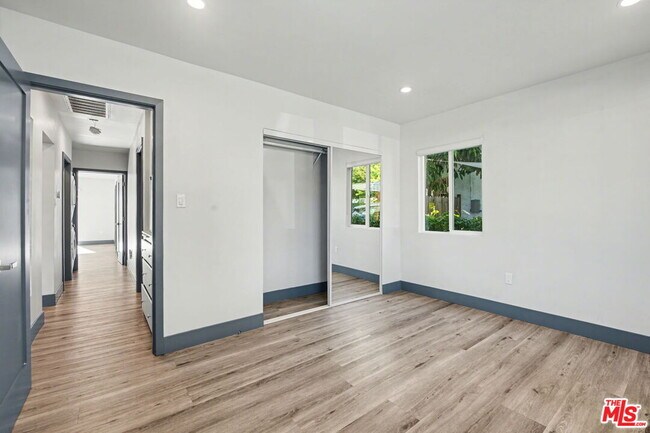 Building Photo - 15134 Friar St