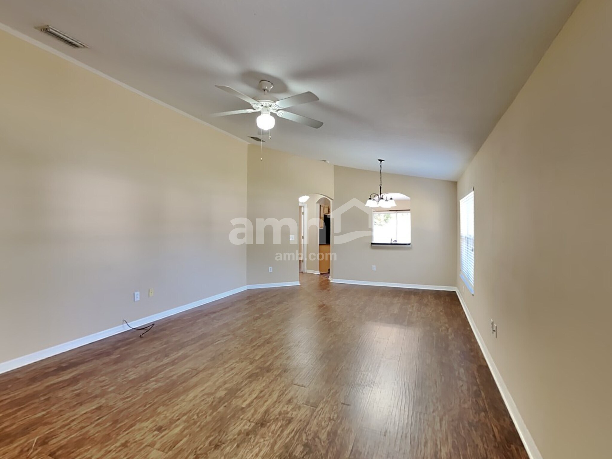 Building Photo - 10047 Perthshire Cir