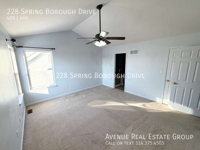 Building Photo - 228 Spring Borough Dr