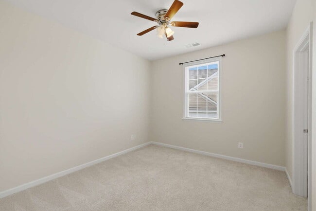 Building Photo - Sophisticated Colonial Offering Refined Finishes, Gourmet Kitchen & Spacious Floor Plan