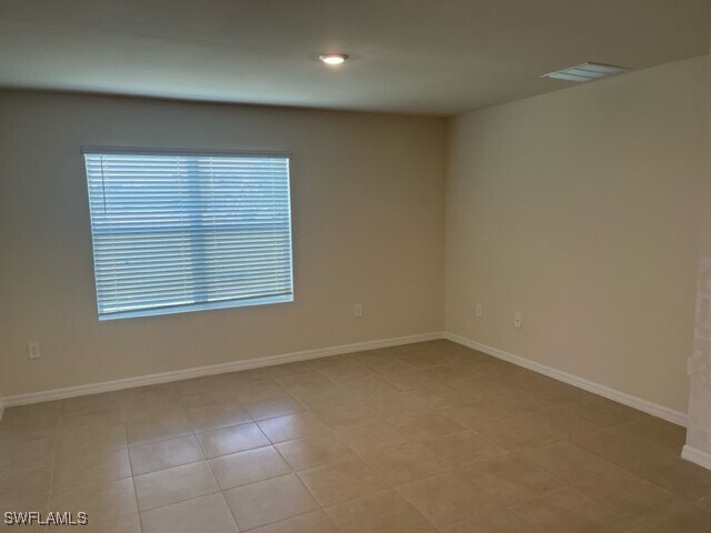 Building Photo - 25118 Doredo Dr