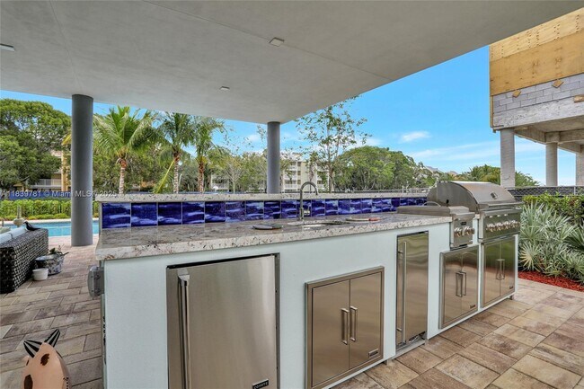 Building Photo - 16709 Botaniko Dr N