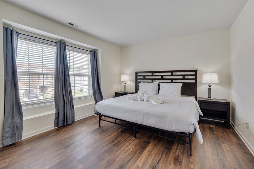 Building Photo - 3495 Mackinac Island Ln