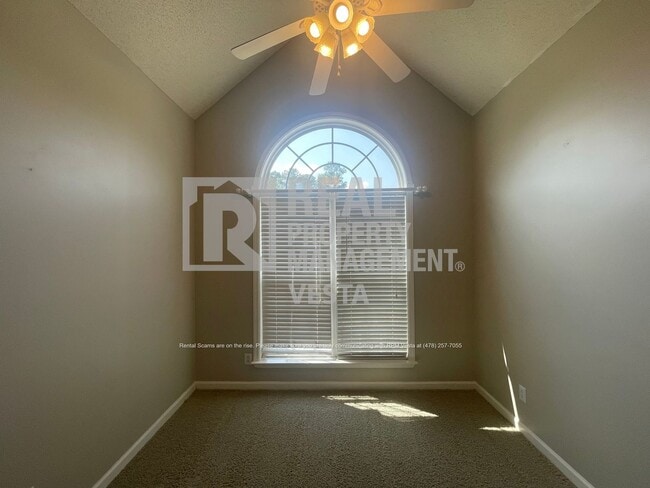 Building Photo - 416 Simsbury Ridge