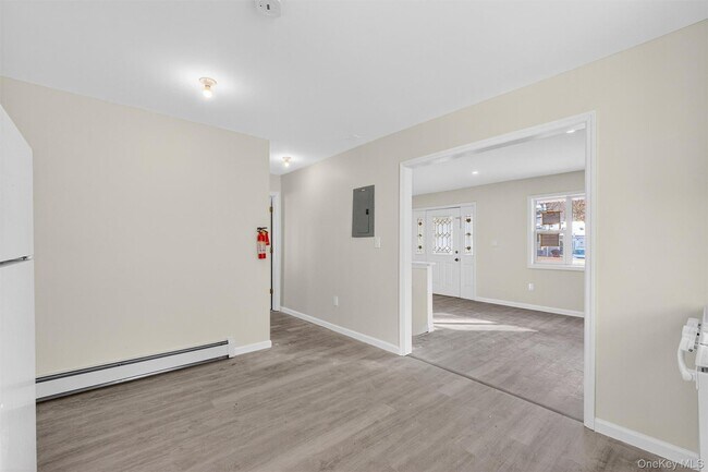 Building Photo - 149 Lewis Ln