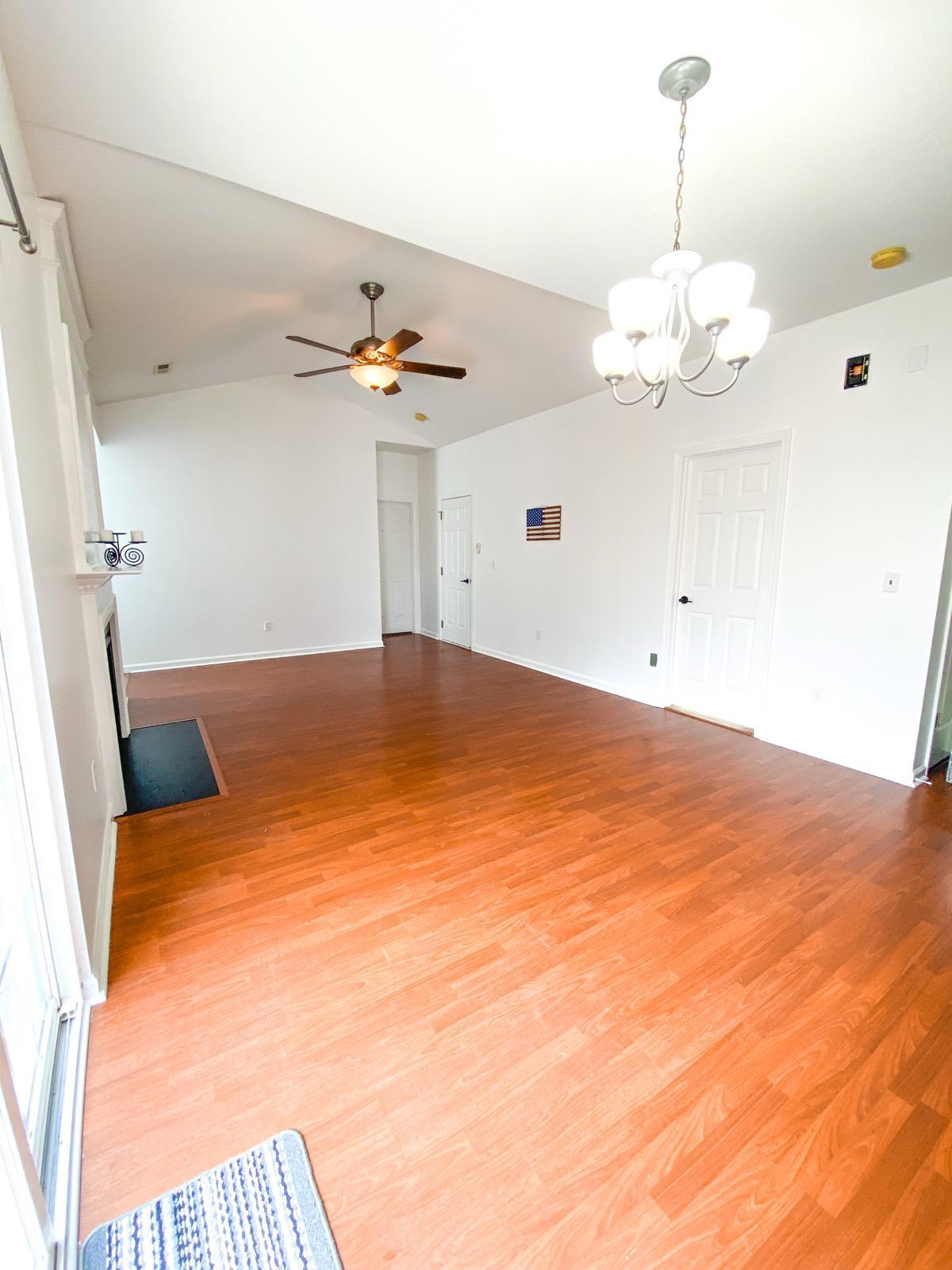 Building Photo - 4 Maravista Ave