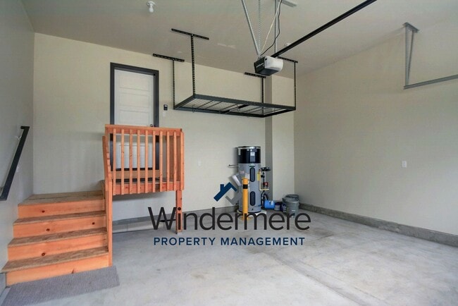 Building Photo - 3 Bed 3 Bath Home in Admirals Cove