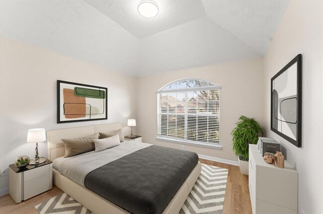 Building Photo - 21018 Claremore Ct