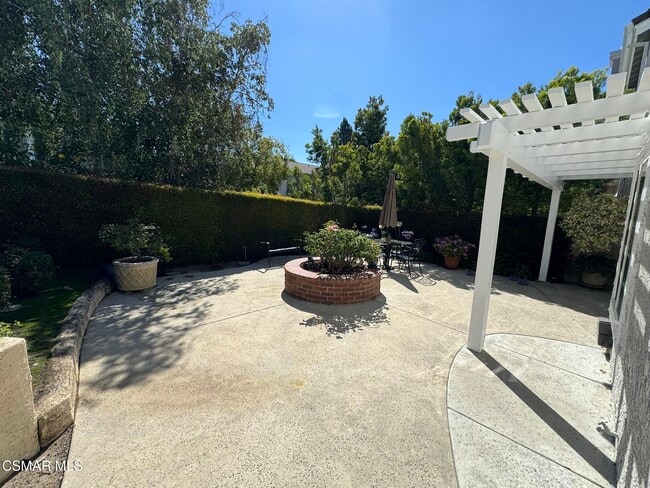 Building Photo - 834 Sunstone St