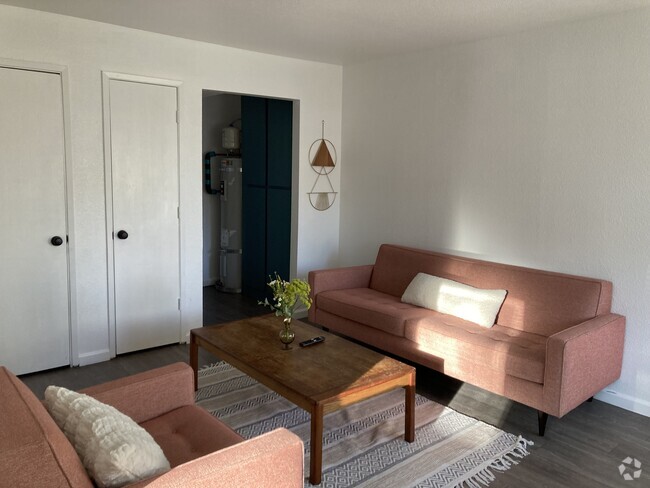 Furnished Unit - 3575 Gypsum Rd