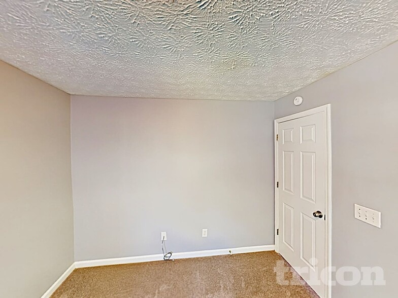 Building Photo - 5413 Wicklander Dr
