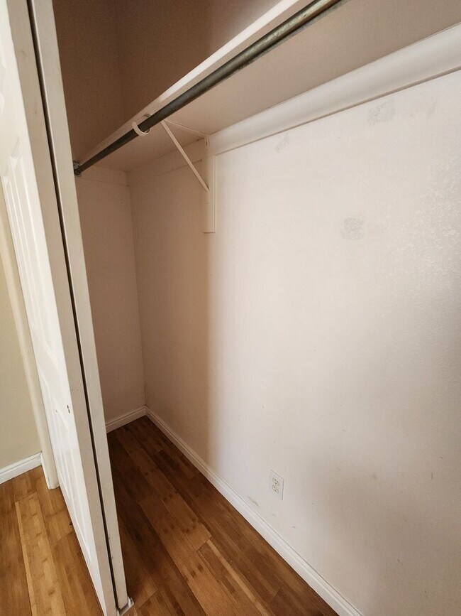 Building Photo - Cozy 3 Bedroom Cedar City Home