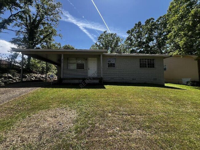 Building Photo - 405 Paula Dr