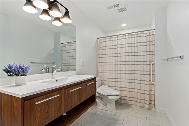 Building Photo - Gorgeous 5 Bedroom Home in Saratoga Springs!