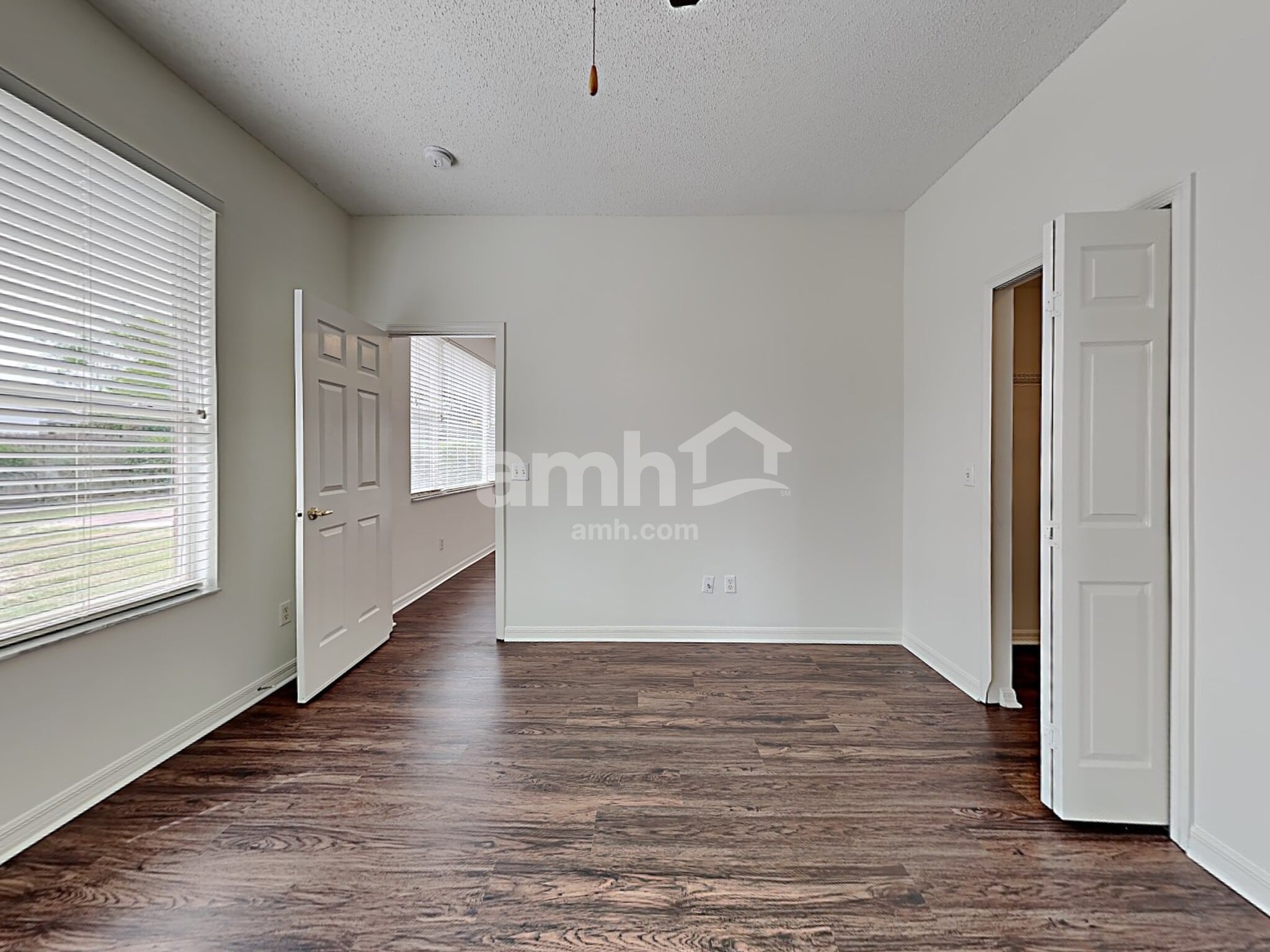 Building Photo - 2722 Cullens Ct