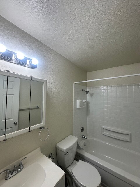 Building Photo - 2-Bedroom, First Floor Corner Unit with Laminate Flooring