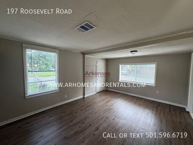 Building Photo - 197 Roosevelt Rd