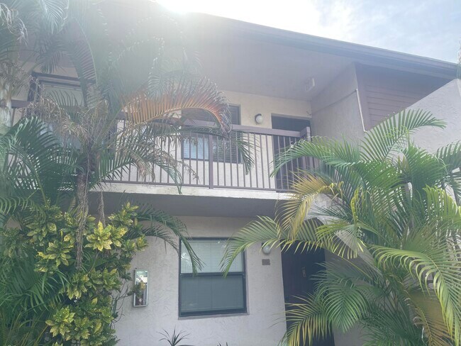 Building Photo - 9878 Nob Hill Ct